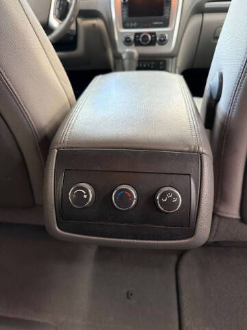 2016 GMC Acadia SLE-2