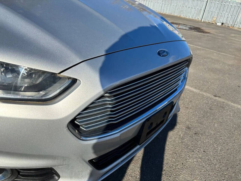 2014 Ford Fusion Energi SE