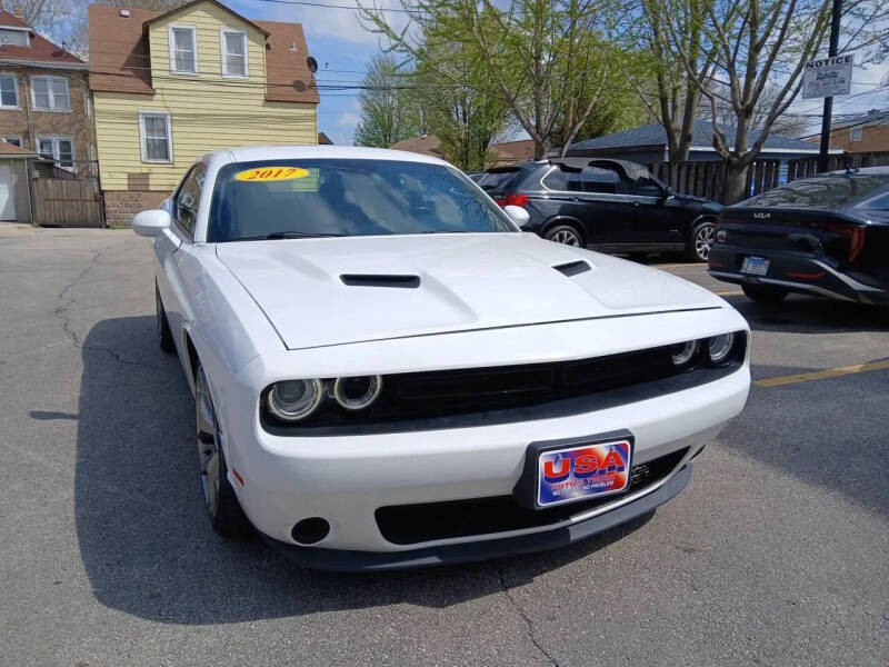 2017 Dodge Challenger SXT