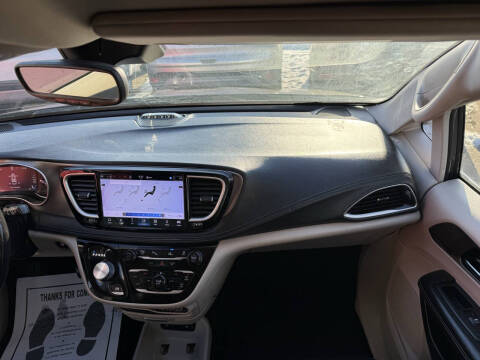 2021 Chrysler Pacifica Hybrid Touring L