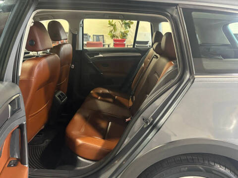 2017 Volkswagen Golf Alltrack