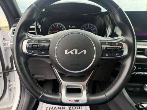 2022 Kia K5