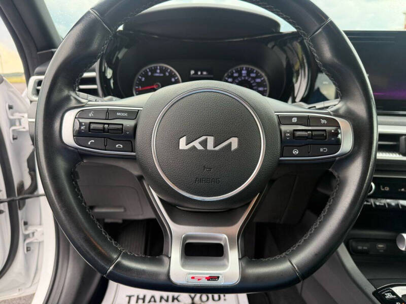 2022 Kia K5