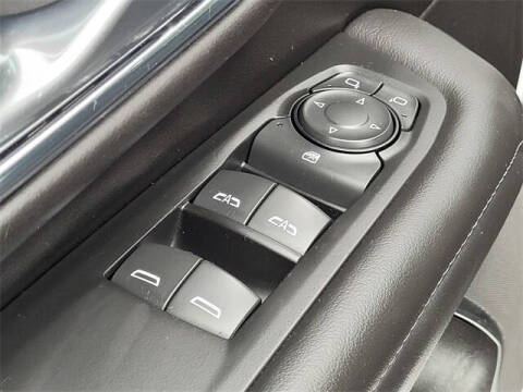 2022 GMC Yukon XL SLE