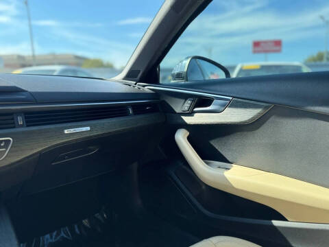 2017 Audi A4 2.0T quattro Premium Plus