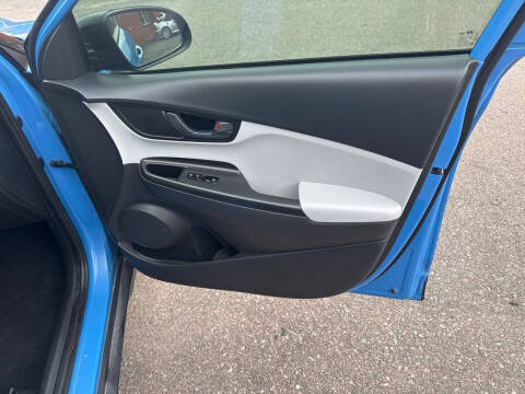 2022 Hyundai Kona SEL