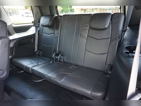 2019 Cadillac Escalade Platinum