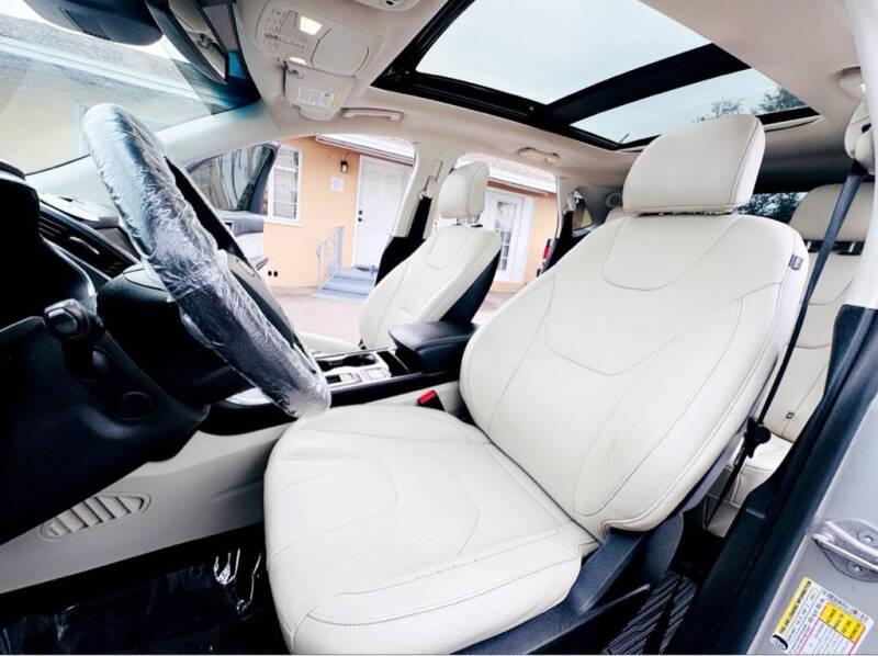 2019 Ford Edge Titanium