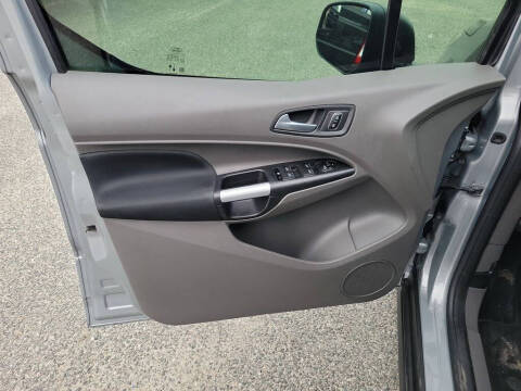 2023 Ford Transit Connect XLT