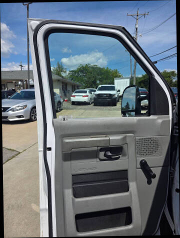 2014 Ford E-Series E-250