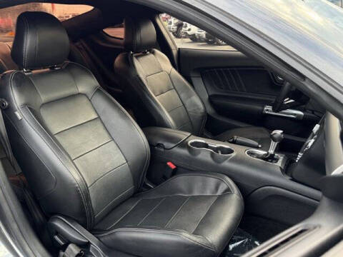 2018 Ford Mustang EcoBoost