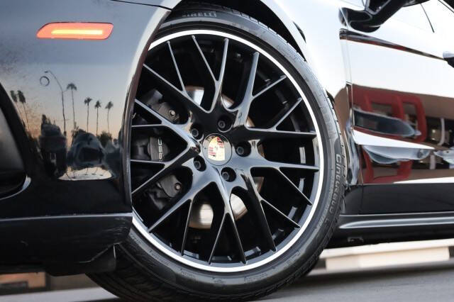 2019 Porsche Panamera