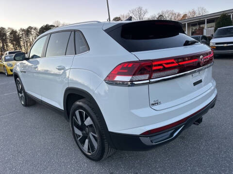 2025 Volkswagen Atlas Cross Sport SE