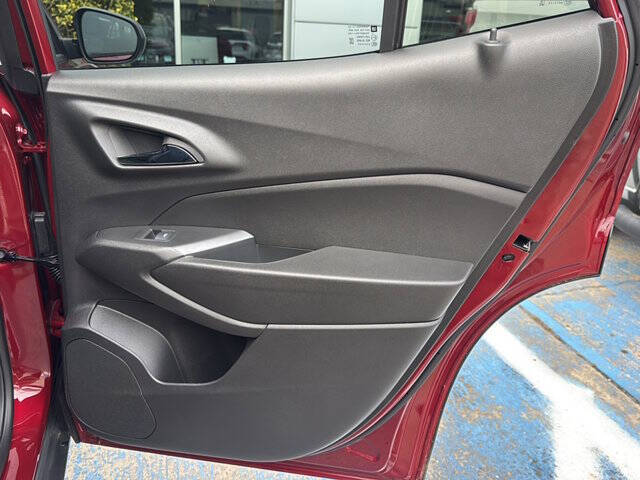 2025 Chevrolet Trax RS