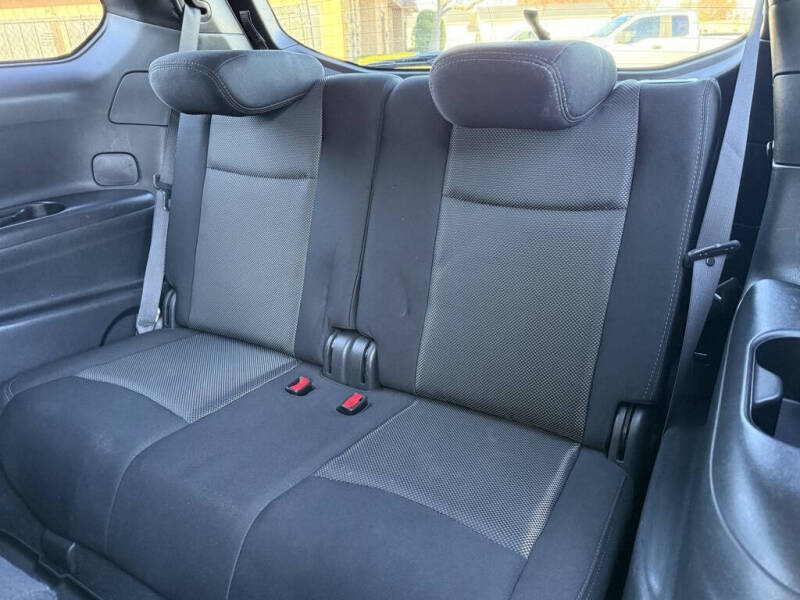 2017 Nissan Pathfinder SV