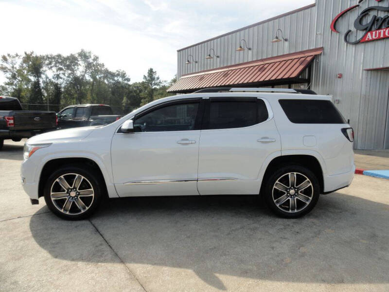 2018 GMC Acadia Denali photo 3