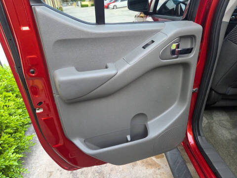 2016 Nissan Frontier Desert Runner