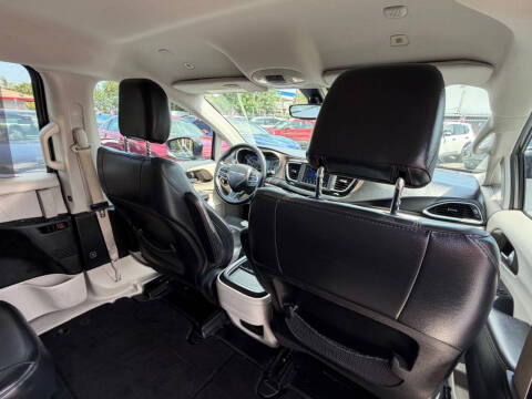 2018 Chrysler Pacifica Touring L