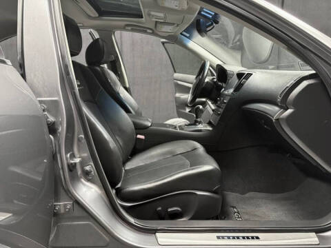 2013 Infiniti G37 Sedan x