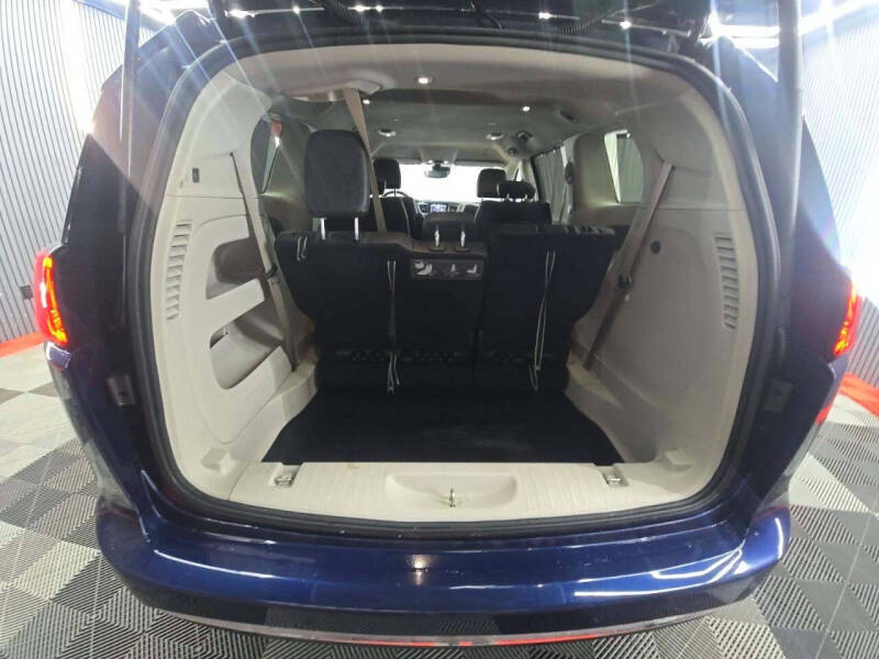 2019 Chrysler Pacifica Touring L Plus