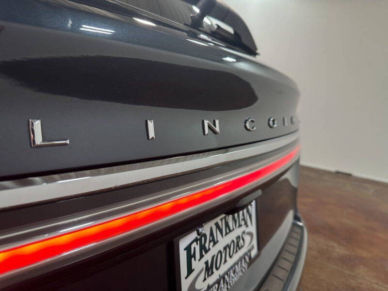 2022 Lincoln Nautilus Reserve