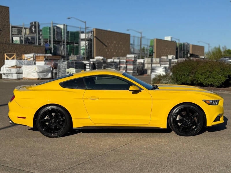 2017 Ford Mustang EcoBoost Premium