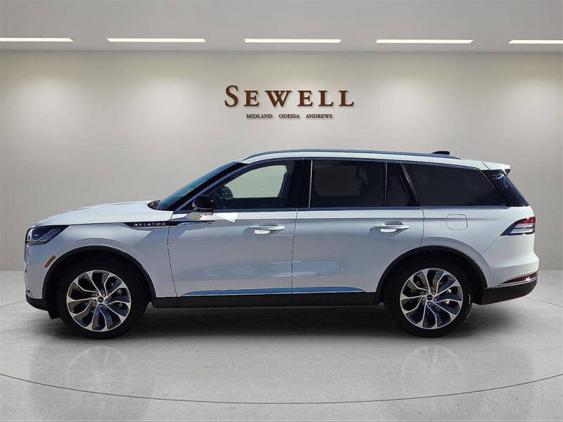 2025 Lincoln Aviator Reserve