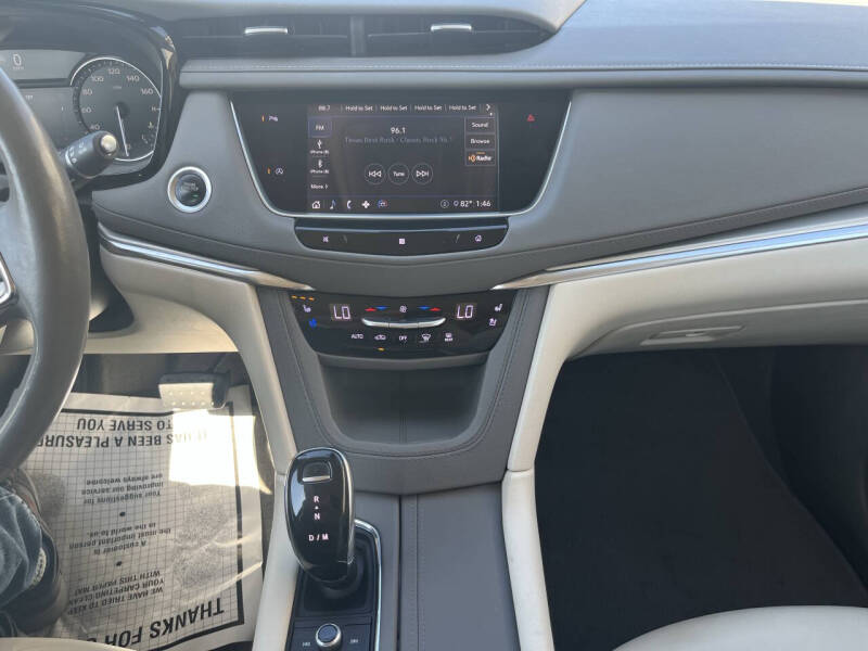 2020 Cadillac XT5 Premium Luxury