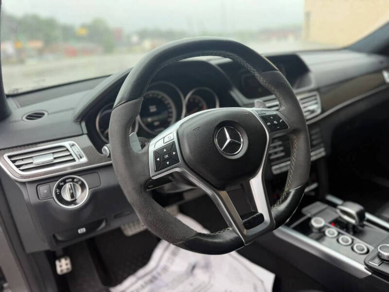 2016 Mercedes-Benz E-Class AMG E 63 S