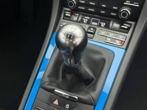 2025 Porsche 718 Cayman