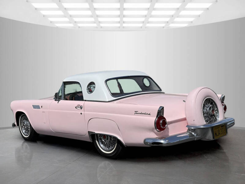 1956 Ford Thunderbird