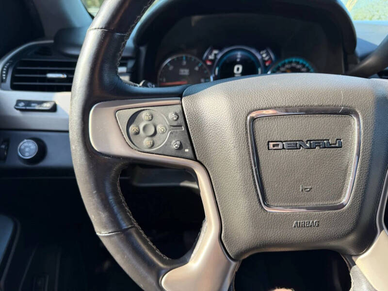 2017 GMC Yukon Denali