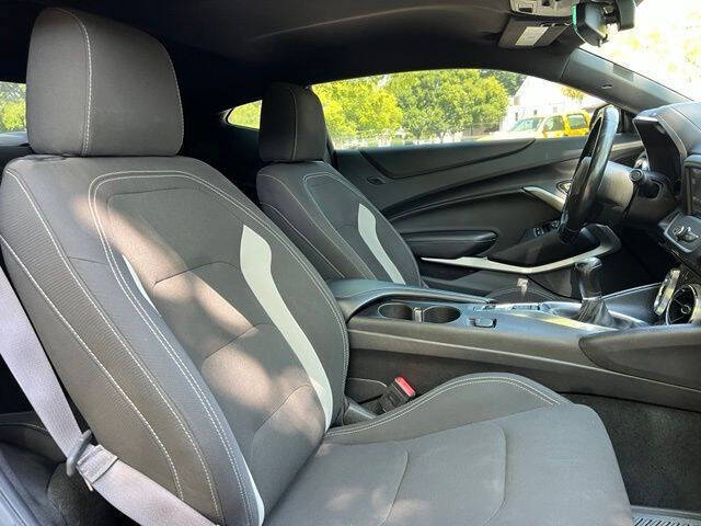 ChevroletCamaro17