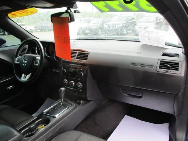 2014 Dodge Challenger SXT