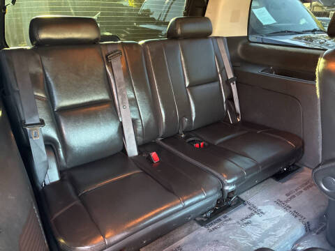 2010 Cadillac Escalade Premium