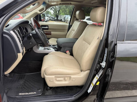 2013 Toyota Sequoia Platinum