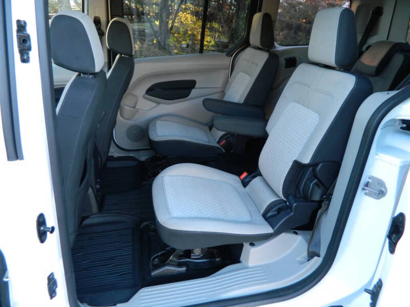 2022 Ford Transit Connect XLT