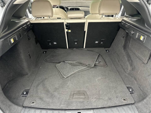 2018 Jaguar F-PACE 30t Prestige