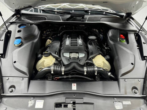 2016 Porsche Cayenne Turbo