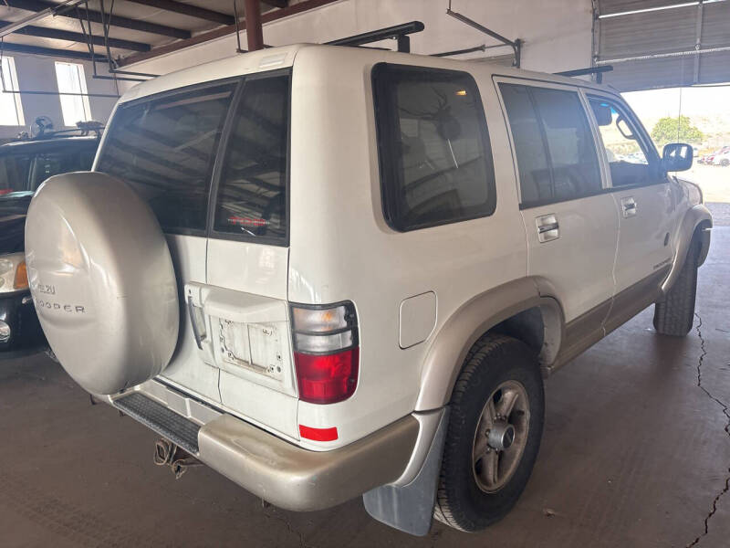 2000 Isuzu Trooper Limited