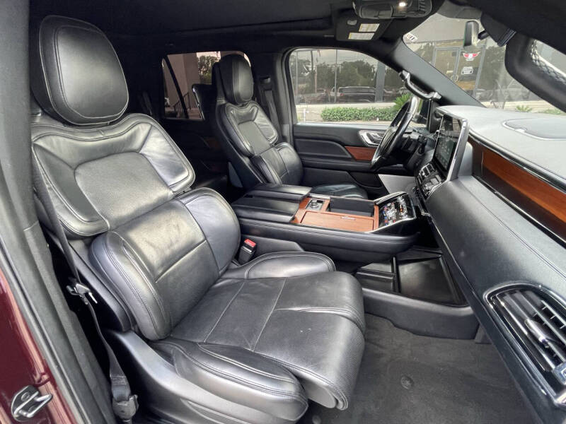 2019 Lincoln Navigator L Reserve