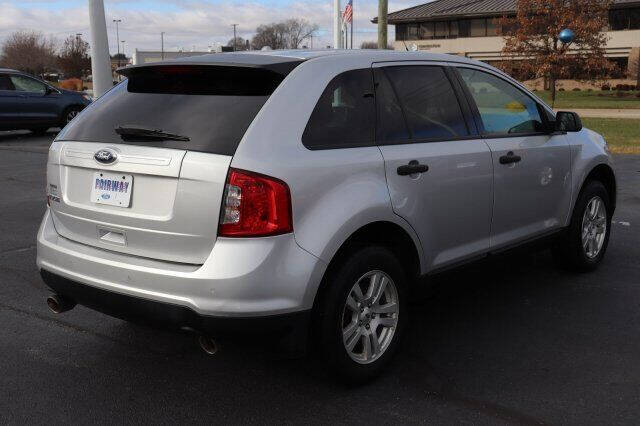 2011 Ford Edge SE