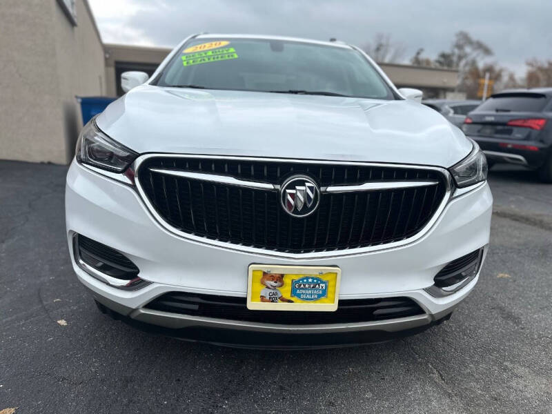 2020 Buick Enclave Essence