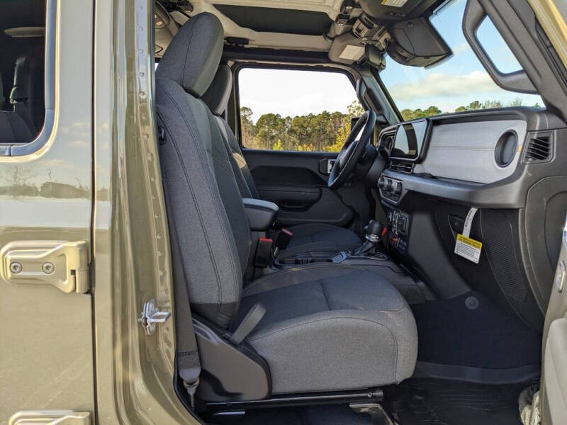 2026 Jeep Gladiator Willys