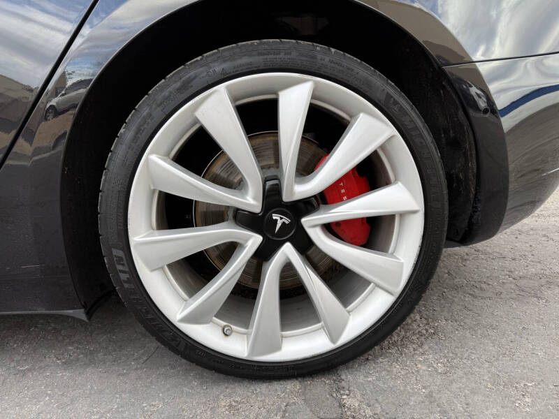 2018 Tesla Model 3 Performance