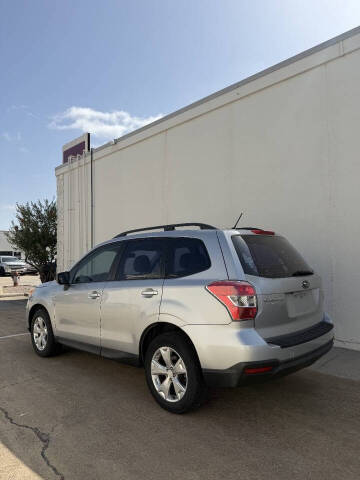 2015 Subaru Forester 2.5i