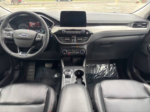 2022 Ford Escape SEL