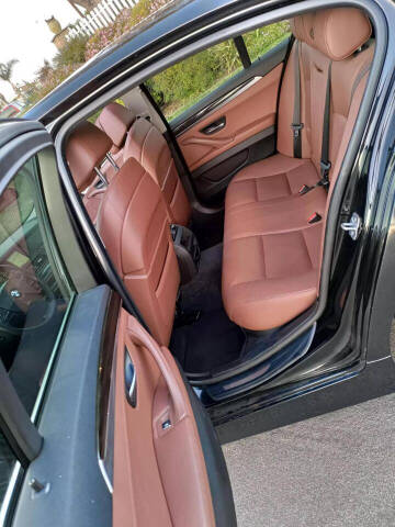 2013 BMW 5 Series 528i