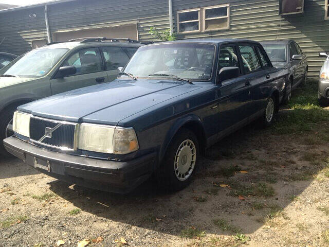 1992 Volvo 240 for sale at Auto King Picture Cars in Pound Ridge NY