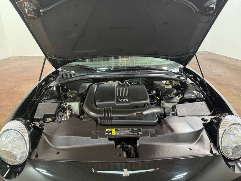 2002 Ford Thunderbird Deluxe